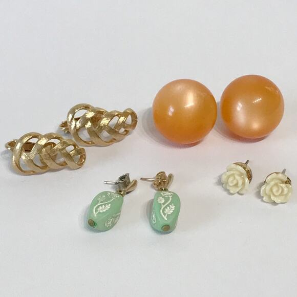 Vintage Earrings Set Lot 4 Pairs Drop Stud and Clip Cottagecore Dainty Retro - Picture 1 of 13
